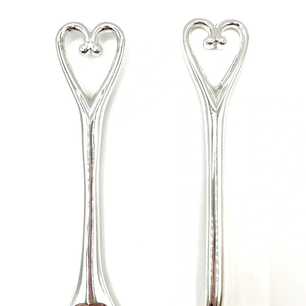 Beautiful Silver-plated Cake Serving Set with Heart Detailing